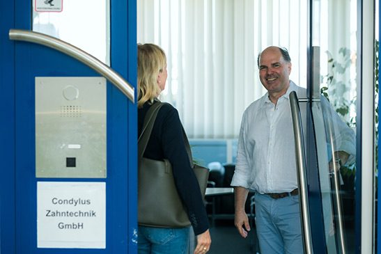 Condylus Zahntechnik - Kontakt Condylus Zahntechnik - Kontakt